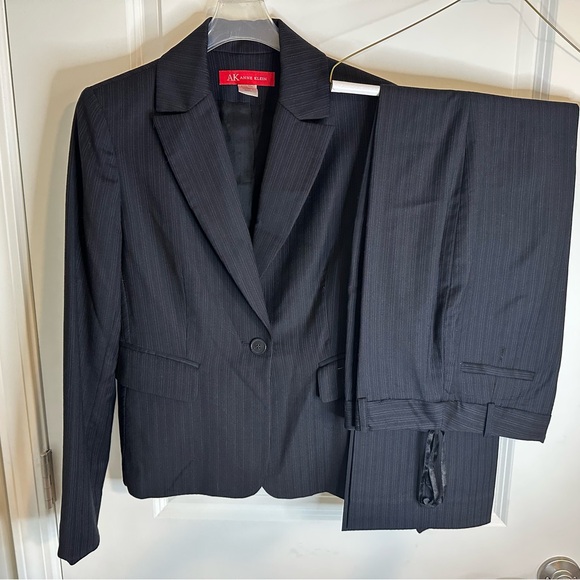 Anne Klein ladies pants suit black with blue/gray pinstripes size 4 - Picture 4 of 8